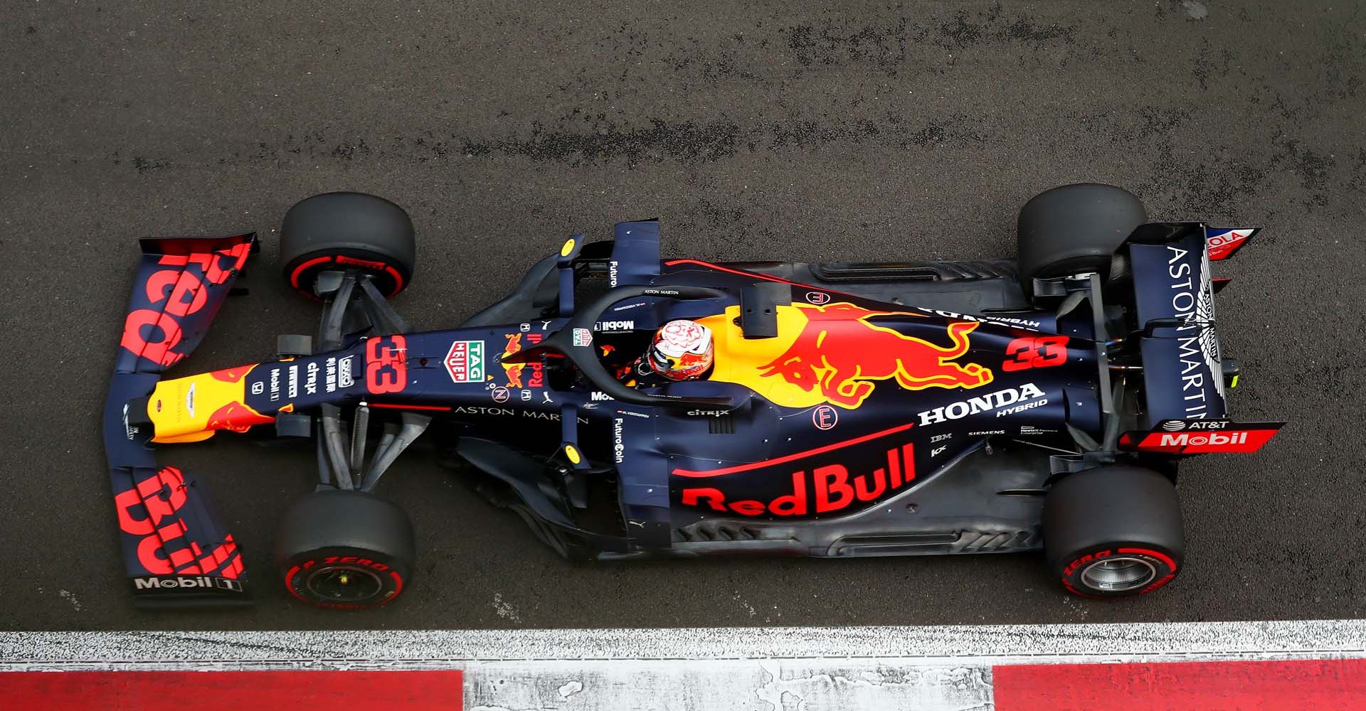 MEXICO CITY, MEXICO - OCTOBER 26: Max Verstappen of the Netherlands driving the (33) Aston Martin Red Bull Racing RB15 on track during qualifying for the F1 Grand Prix of Mexico at Autodromo Hermanos Rodriguez on October 26, 2019 in Mexico City, Mexico. (Photo by Dan Istitene/Getty Images) // Getty Images / Red Bull Content Pool  // AP-21ZB6R7S12111 // Usage for editorial use only //