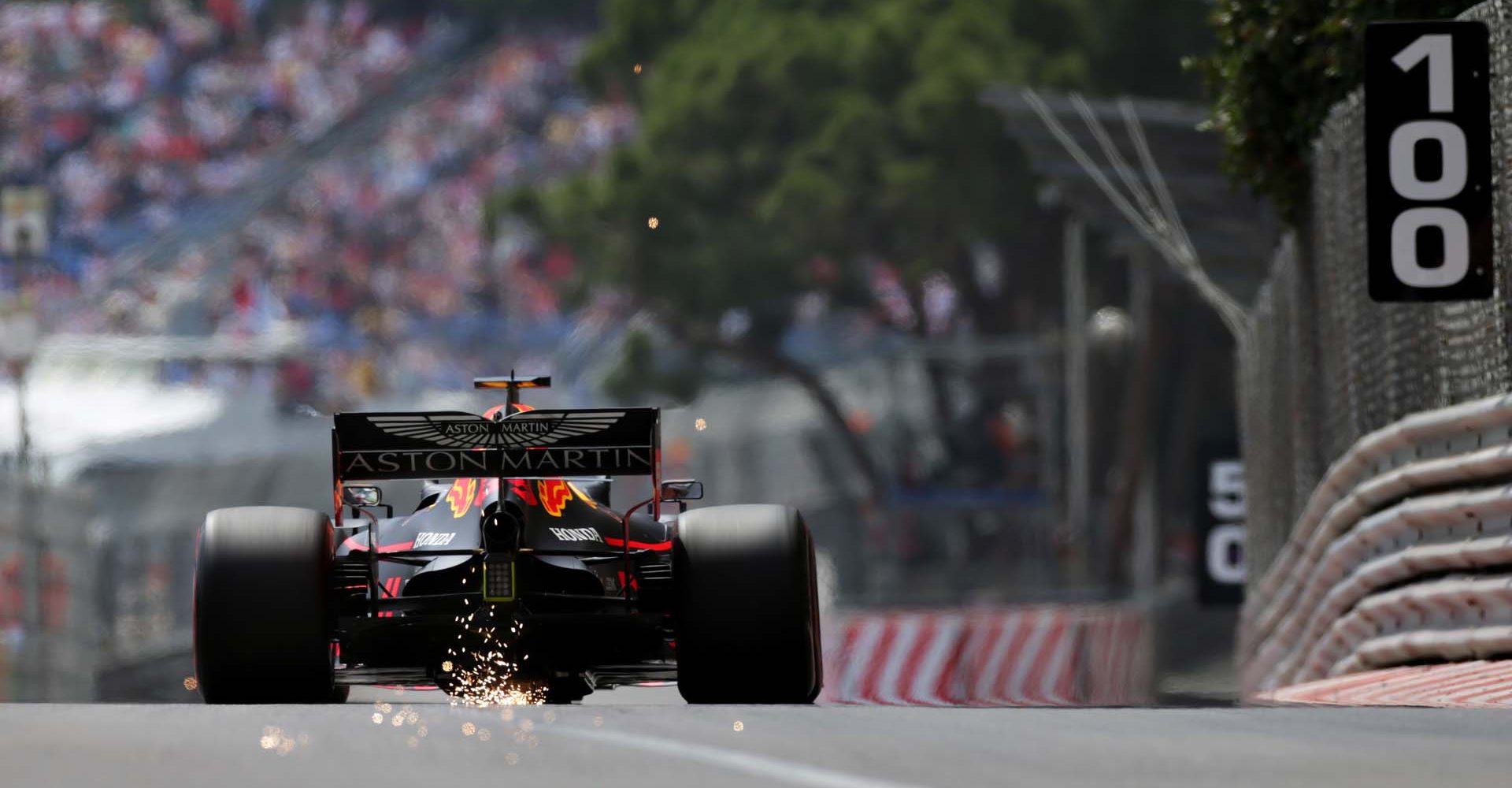 MONTE-CARLO, MONACO - MAY 25: Sparks fly behind Max Verstappen of the Netherlands driving the (33) Aston Martin Red Bull Racing RB15 on track during qualifying for the F1 Grand Prix of Monaco at Circuit de Monaco on May 25, 2019 in Monte-Carlo, Monaco. (Photo by Peter Fox/Getty Images) // Getty Images / Red Bull Content Pool  // AP-1ZEPAGB5H1W11 // Usage for editorial use only // Please go to www.redbullcontentpool.com for further information. //