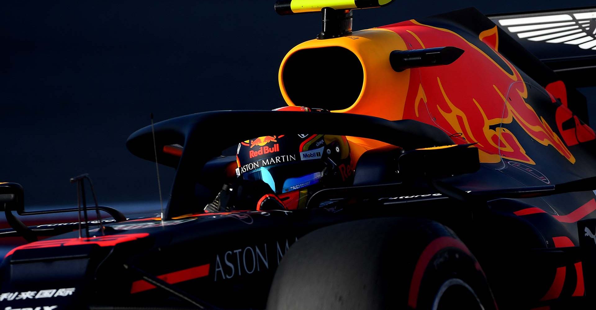 SOCHI, RUSSIA - SEPTEMBER 28: Alexander Albon of Thailand driving the (23) Aston Martin Red Bull Racing RB15 on track during qualifying for the F1 Grand Prix of Russia at Sochi Autodrom on September 28, 2019 in Sochi, Russia. (Photo by Clive Mason/Getty Images) // Getty Images / Red Bull Content Pool  // AP-21Q8BX88D1W11 // Usage for editorial use only //