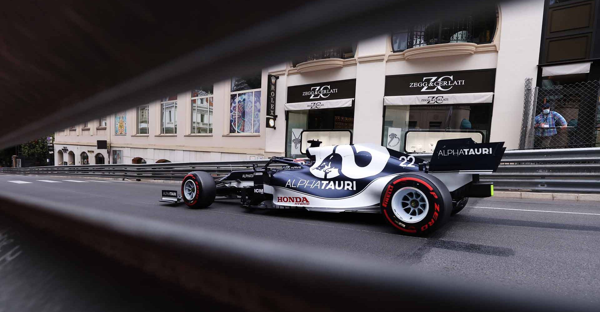 MONTE-CARLO, MONACO - MAY 22: Yuki Tsunoda of Japan driving the (22) Scuderia AlphaTauri AT02 Honda on track during qualifying for the F1 Grand Prix of Monaco at Circuit de Monaco on May 22, 2021 in Monte-Carlo, Monaco. (Photo by Lars Baron/Getty Images)