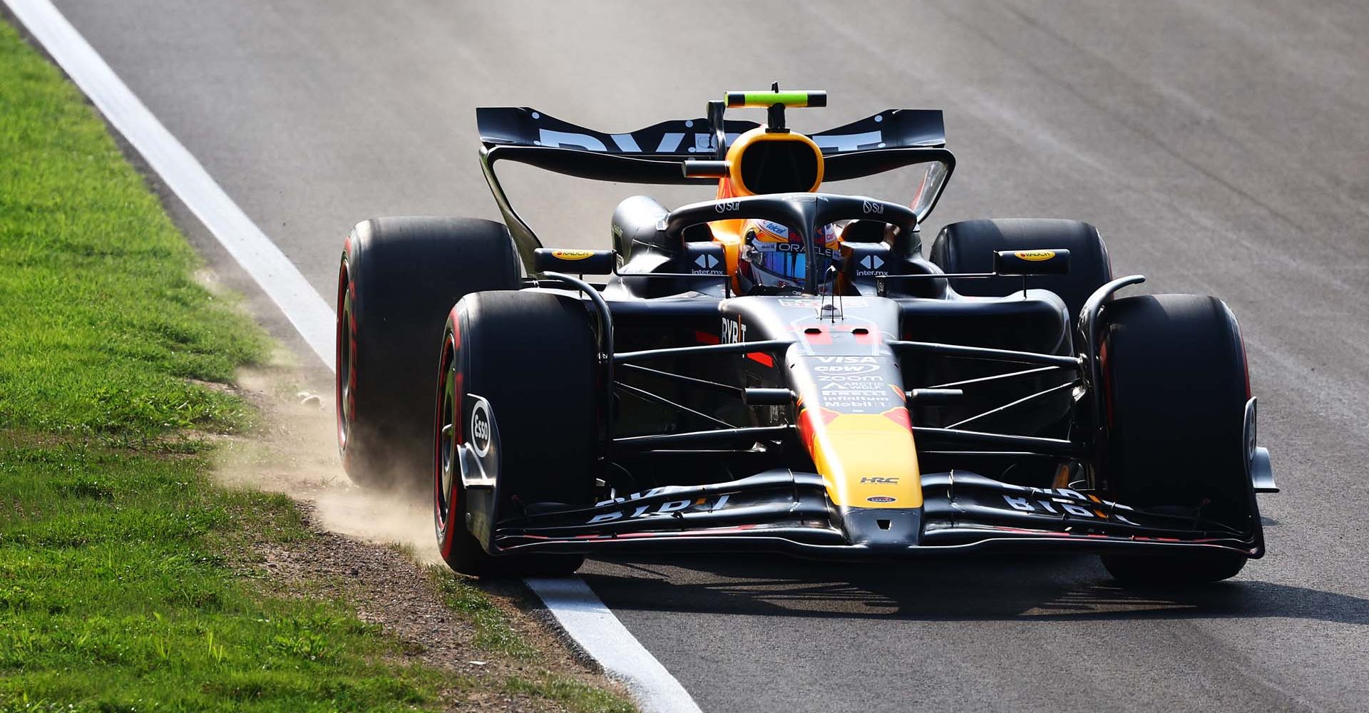 MONZA, ITALY - AUGUST 31: Sergio Perez of Mexico driving the (11) Oracle Red Bull Racing RB20 on track during qualifying ahead of the F1 Grand Prix of Italy at Autodromo Nazionale Monza on August 31, 2024 in Monza, Italy. (Photo by Clive Rose/Getty Images)