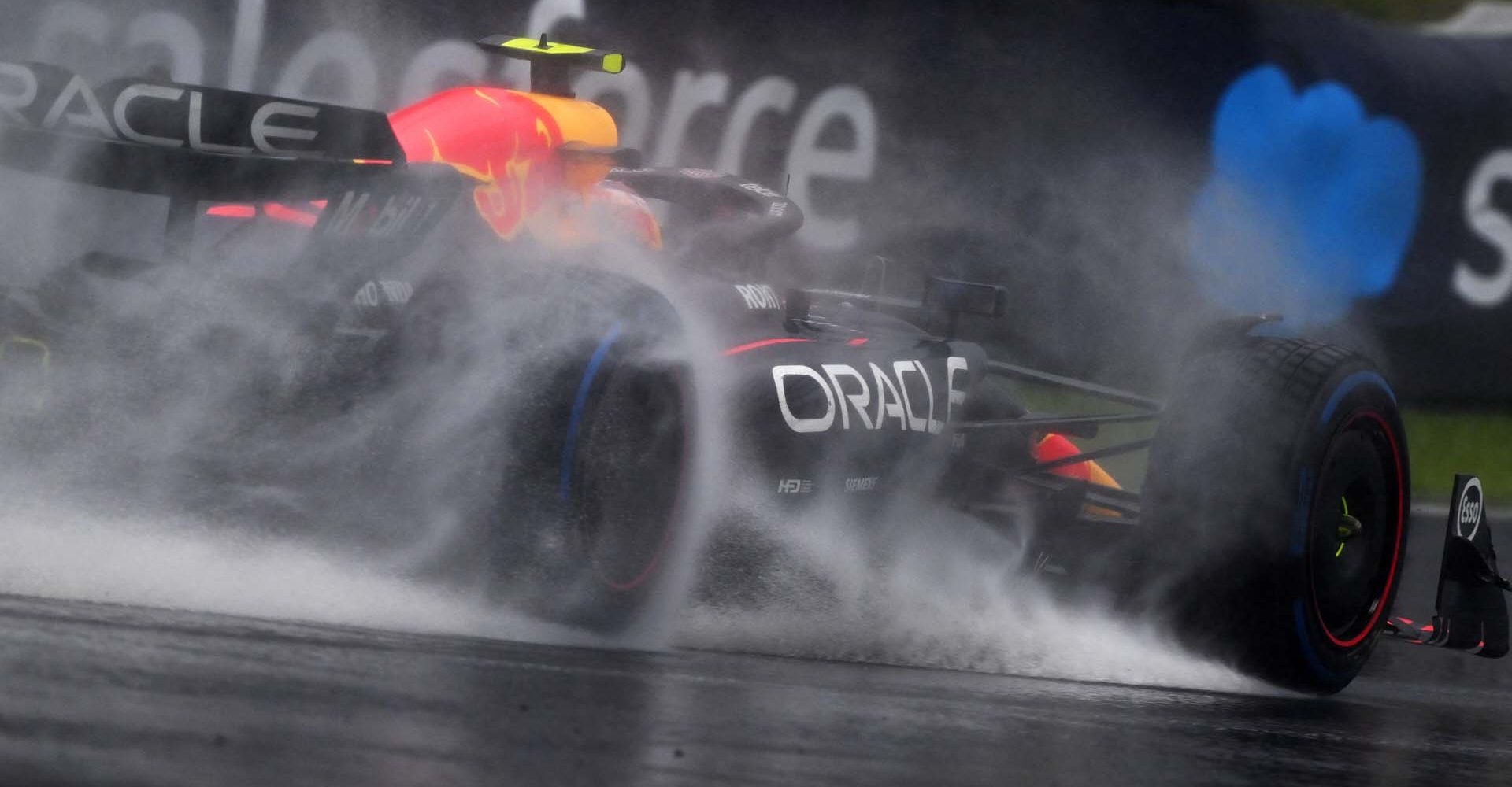 SAO PAULO, BRAZIL - NOVEMBER 03: Sergio Perez of Mexico driving the (11) Oracle Red Bull Racing RB20 on track during the F1 Grand Prix of Brazil at Autodromo Jose Carlos Pace on November 03, 2024 in Sao Paulo, Brazil. (Photo by Clive Mason/Getty Images) // Getty Images / Red Bull Content Pool // SI202411030425 // Usage for editorial use only //