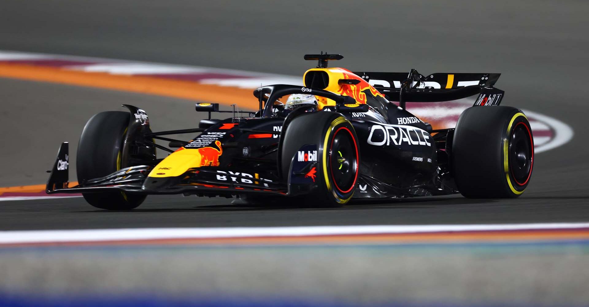 LUSAIL CITY, QATAR - DECEMBER 01: Max Verstappen of the Netherlands driving the (1) Oracle Red Bull Racing RB20 on track during the F1 Grand Prix of Qatar at Lusail International Circuit on December 01, 2024 in Lusail City, Qatar. (Photo by Mark Thompson/Getty Images) // Getty Images / Red Bull Content Pool // SI202412010200 // Usage for editorial use only //