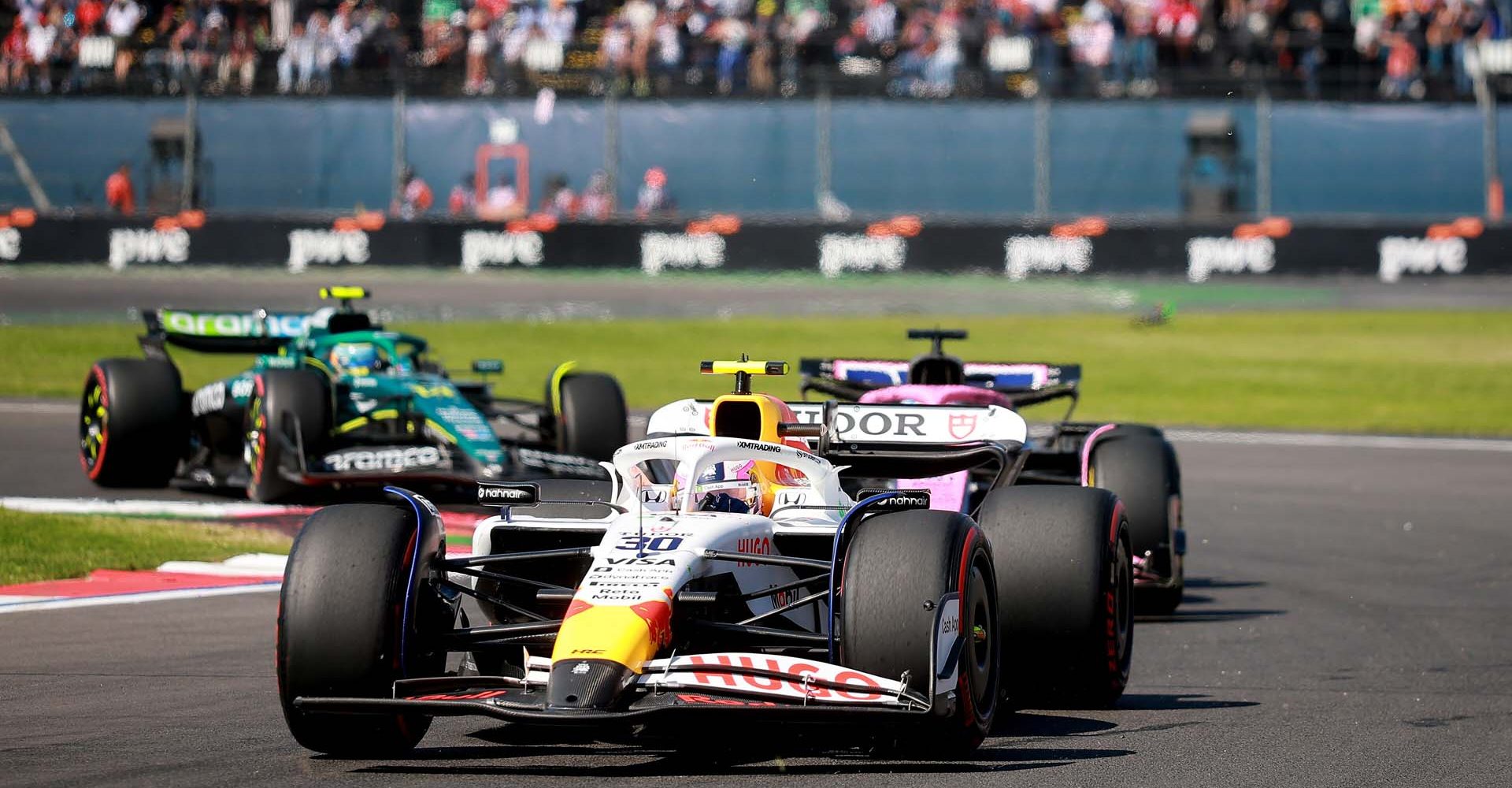 MEXICO CITY, MEXICO - OCTOBER 26: Liam Lawson of New Zealand driving the (30) Visa Cash App Racing Bulls VCARB 02 leads Pierre Gasly of France driving the (10) Alpine F1 A525 Renault on track during the F1 Grand Prix of Mexico at Autodromo Hermanos Rodriguez on October 26, 2025 in Mexico City, Mexico. (Photo by Hector Vivas/Getty Images) // Getty Images / Red Bull Content Pool // SI202510260506 // Usage for editorial use only //
