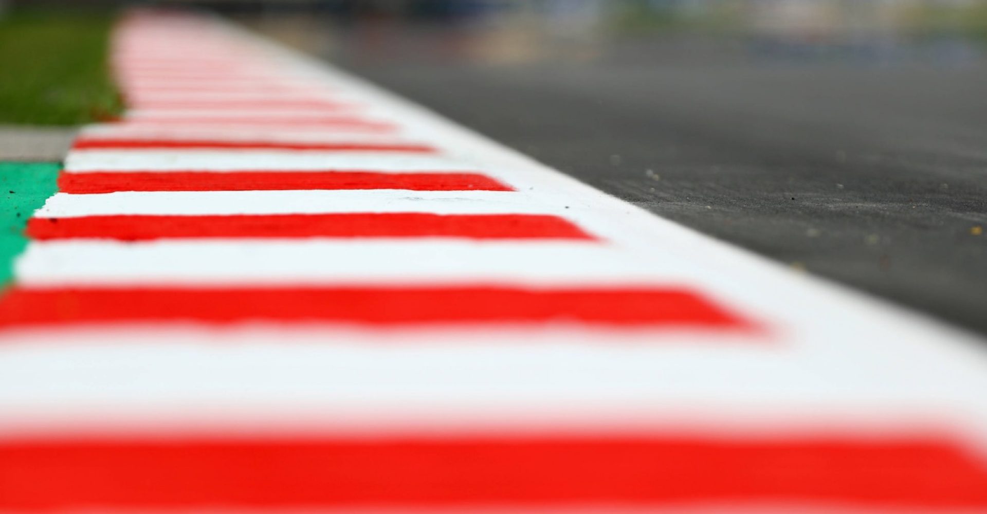 MONTMELO, SPAIN - MAY 10:  A general view of the circuit during previews ahead of the Spanish Formula One Grand Prix at Circuit de Catalunya on May 10, 2018 in Montmelo, Spain.  (Photo by Dan Istitene/Getty Images) // Getty Images / Red Bull Content Pool  // AP-1VMBVHNZN1W11 // Usage for editorial use only // Please go to www.redbullcontentpool.com for further information. // kerb