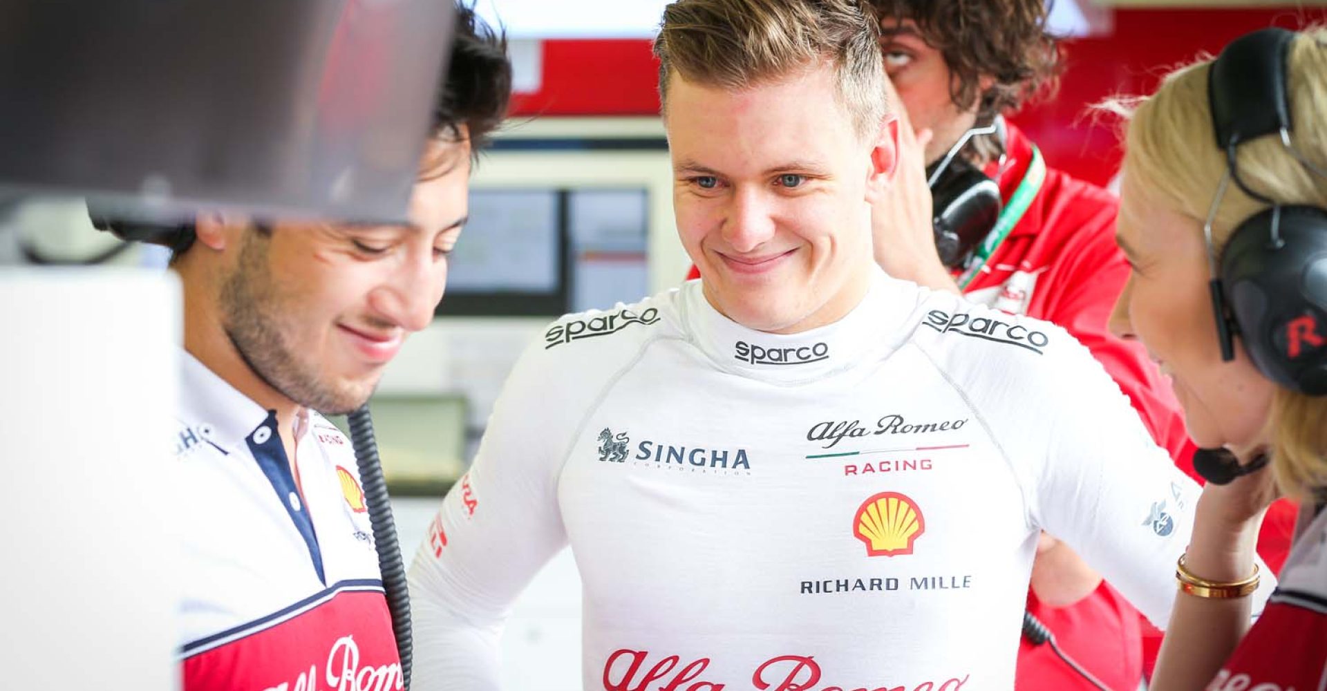 SCHUMACHER Mick (ger), Alfa Romeo Racing C38, portrait during Formula 1 tests from April 2 to 3, 2019 at Bahraïn, Sakhir - Photo Antonin Vincent / DPPI