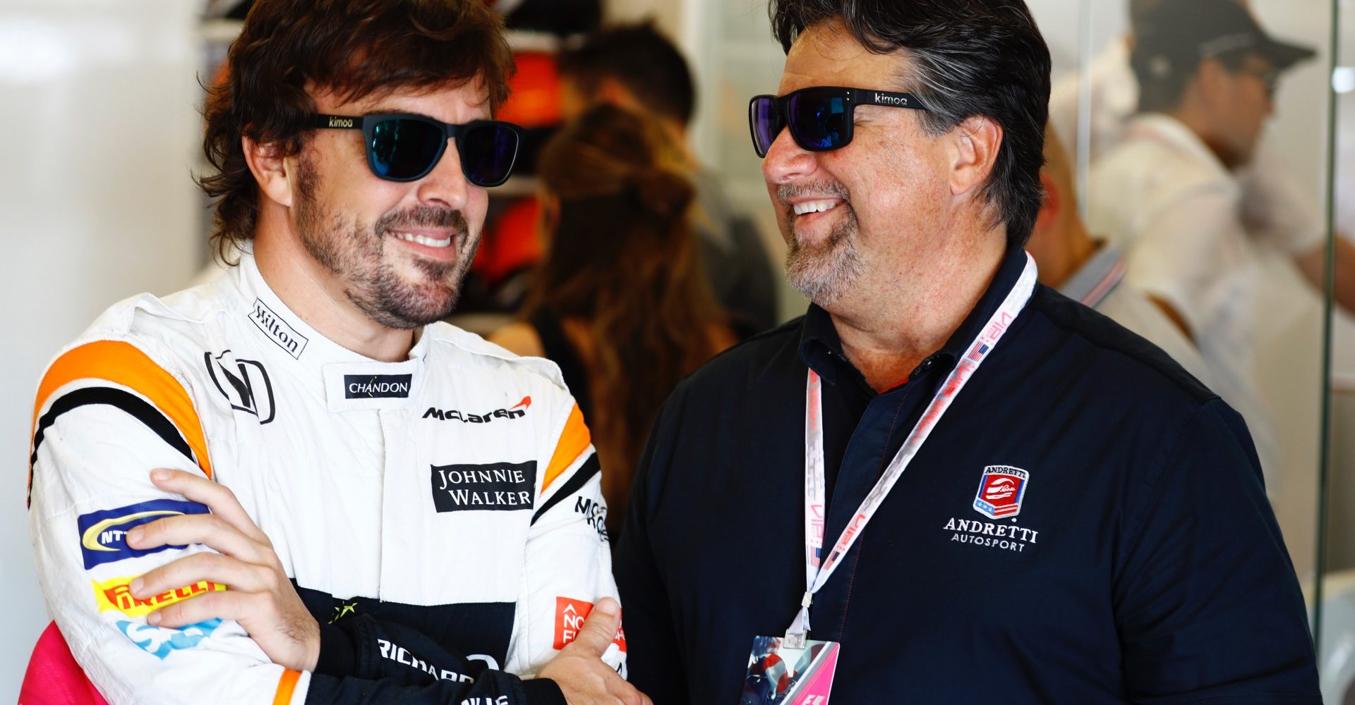 Circuit of the Americas, Austin, Texas, United States of America.
Saturday 21 October 2017.
Fernando Alonso, McLaren, talks with Michael Andretti in the garage.
Photo: Steven Tee/McLaren
ref: Digital Image _O3I3644 USAGP2017